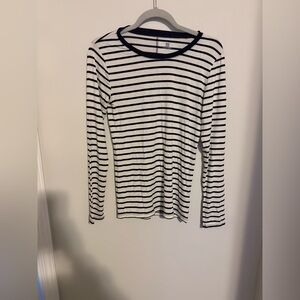 GAP Black White Striped Top long sleeve size medium layer top warm spring fall